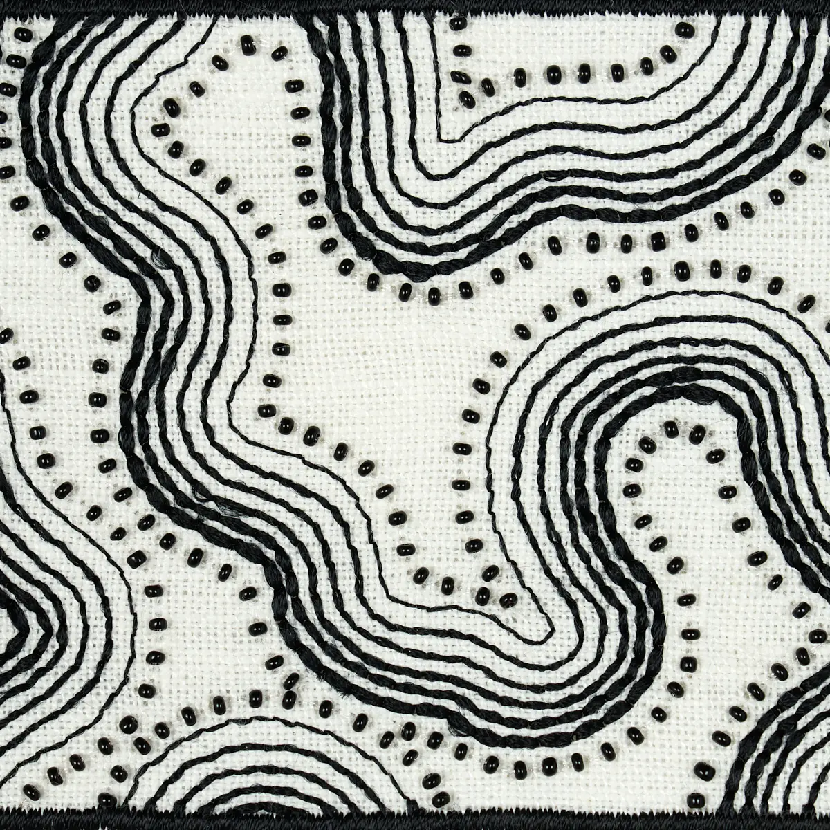 Topo Beaded Tape_ BLACK & WHITE