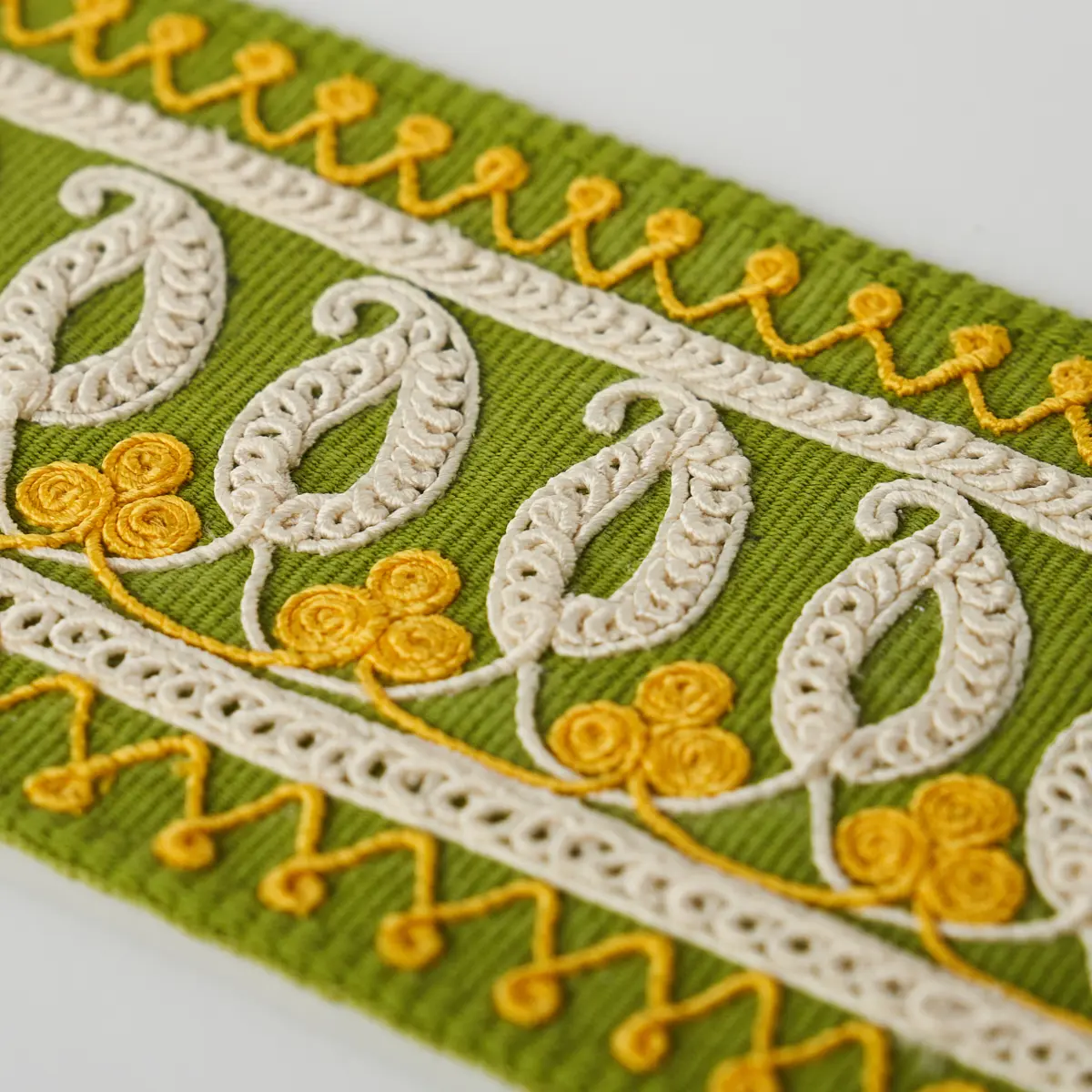 PAISLEY EMBROIDERED TAPE_ GREEN & YELLOW