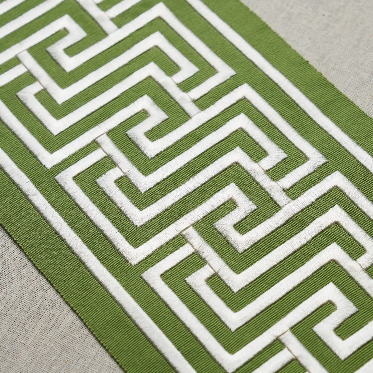 LABYRINTH TAPE_ GREEN
