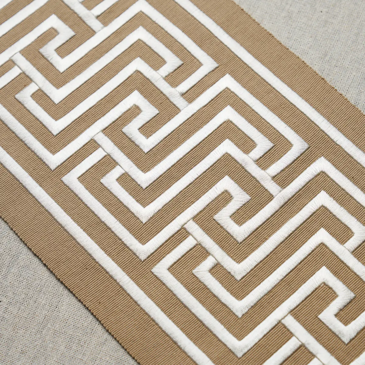 LABYRINTH TAPE_ SAND