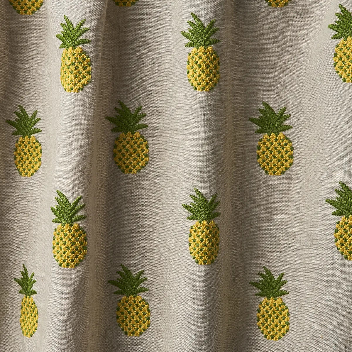 PINEAPPLE EMBROIDERY_ GREEN ON NATURAL