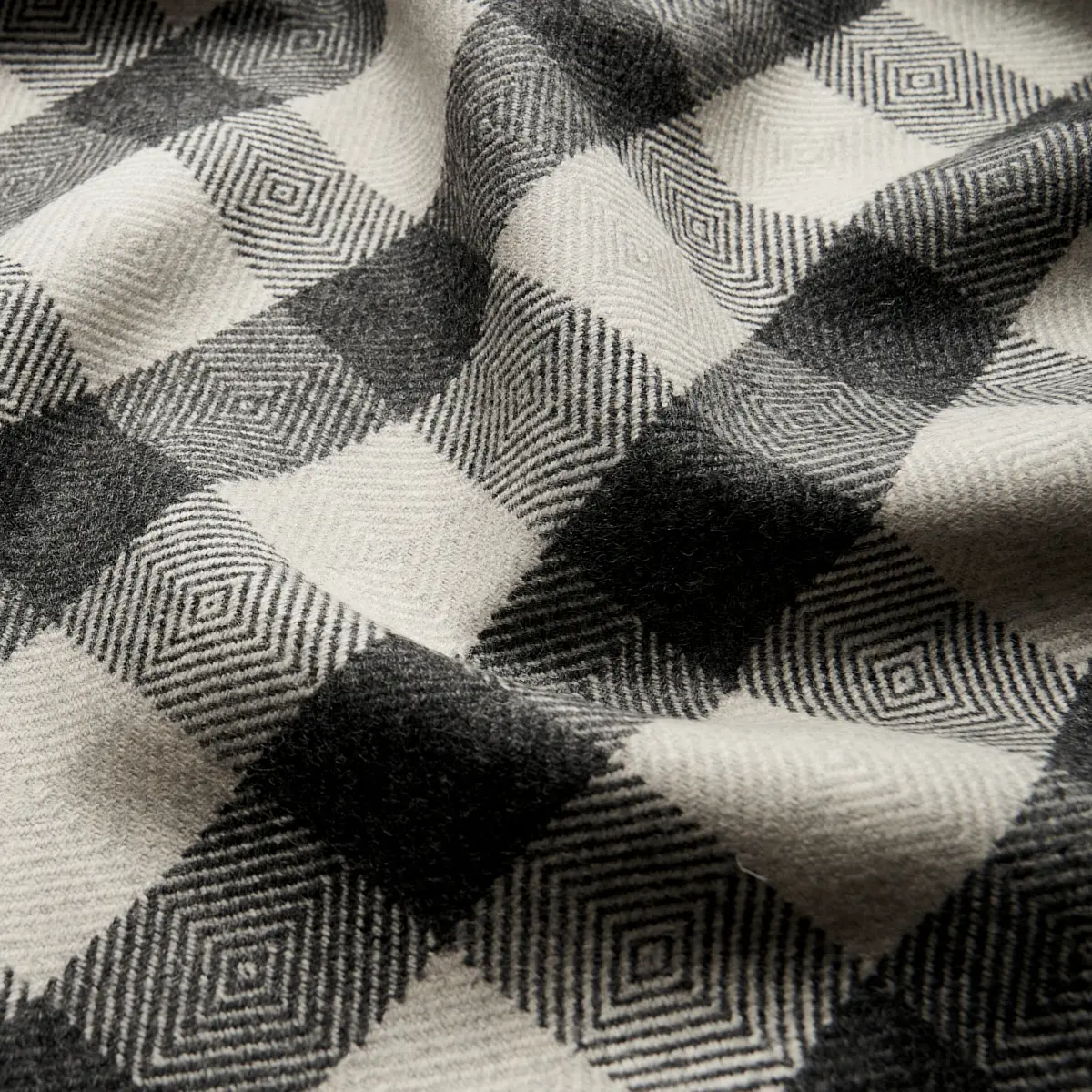 GALT WOOL CHECK_ CHARCOAL