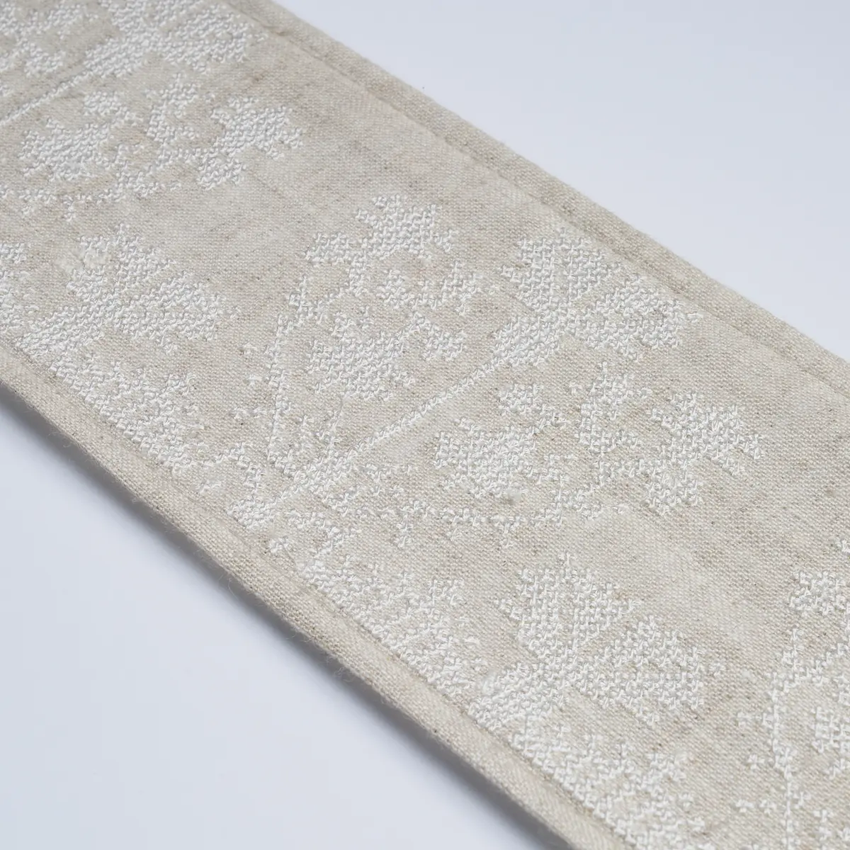 CUSTIS EMBROIDERED TAPE_ SHELL