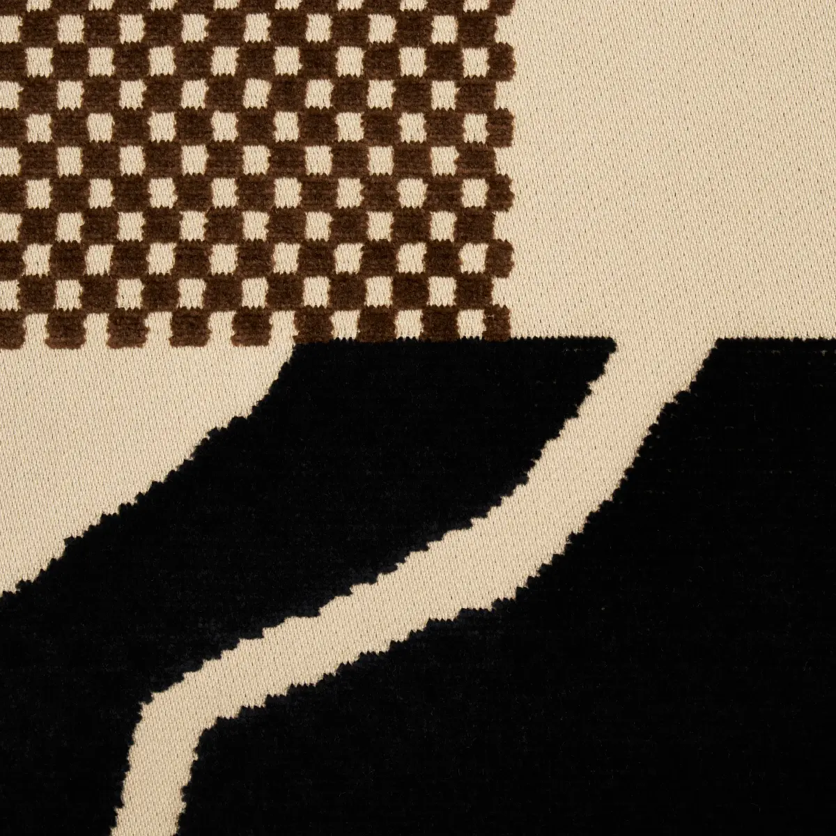 GUSTAVIAN DANCE VELVET_ CHOCOLATE