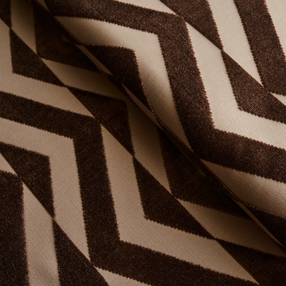 BROKEN CHEVRON CUT VELVET_ BROWN ON CAMEL