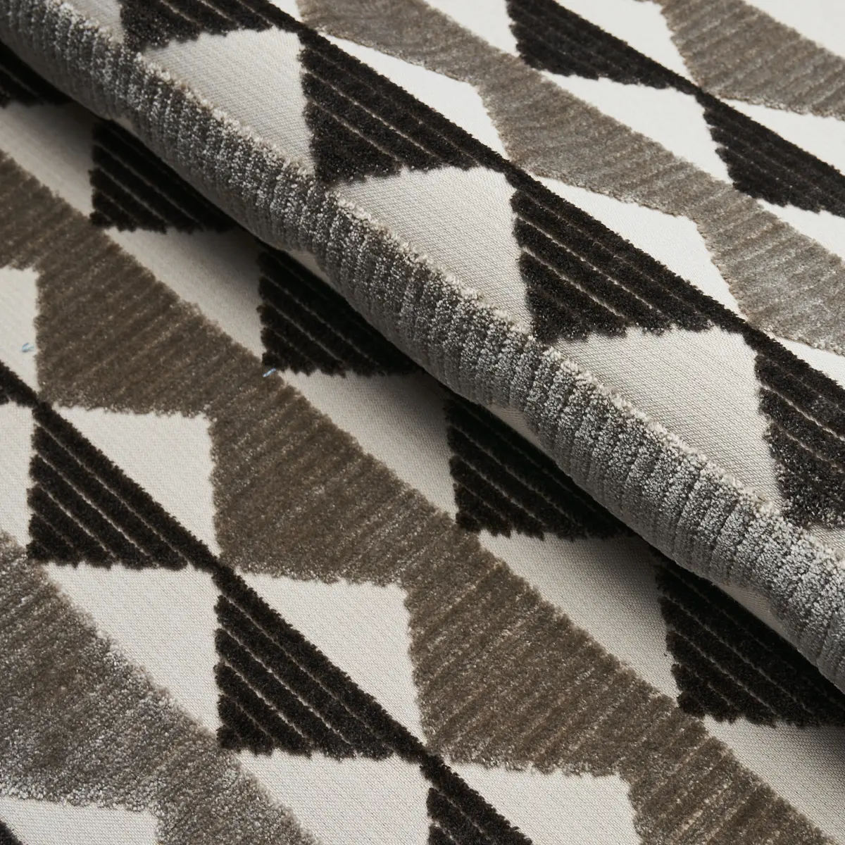 RIDGE LINE VELVET_ STONE GREY