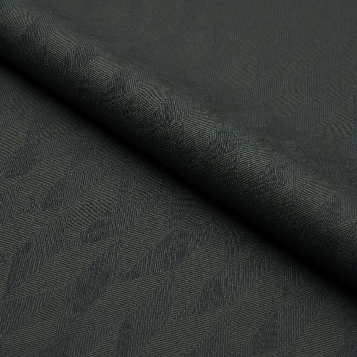 EZRA WOOL_ VERDANT GREEN