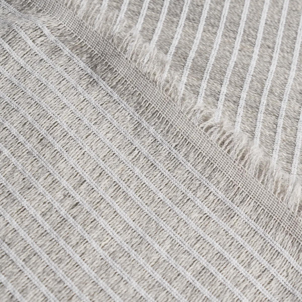 WREN ALPACA SHEER_ MIST
