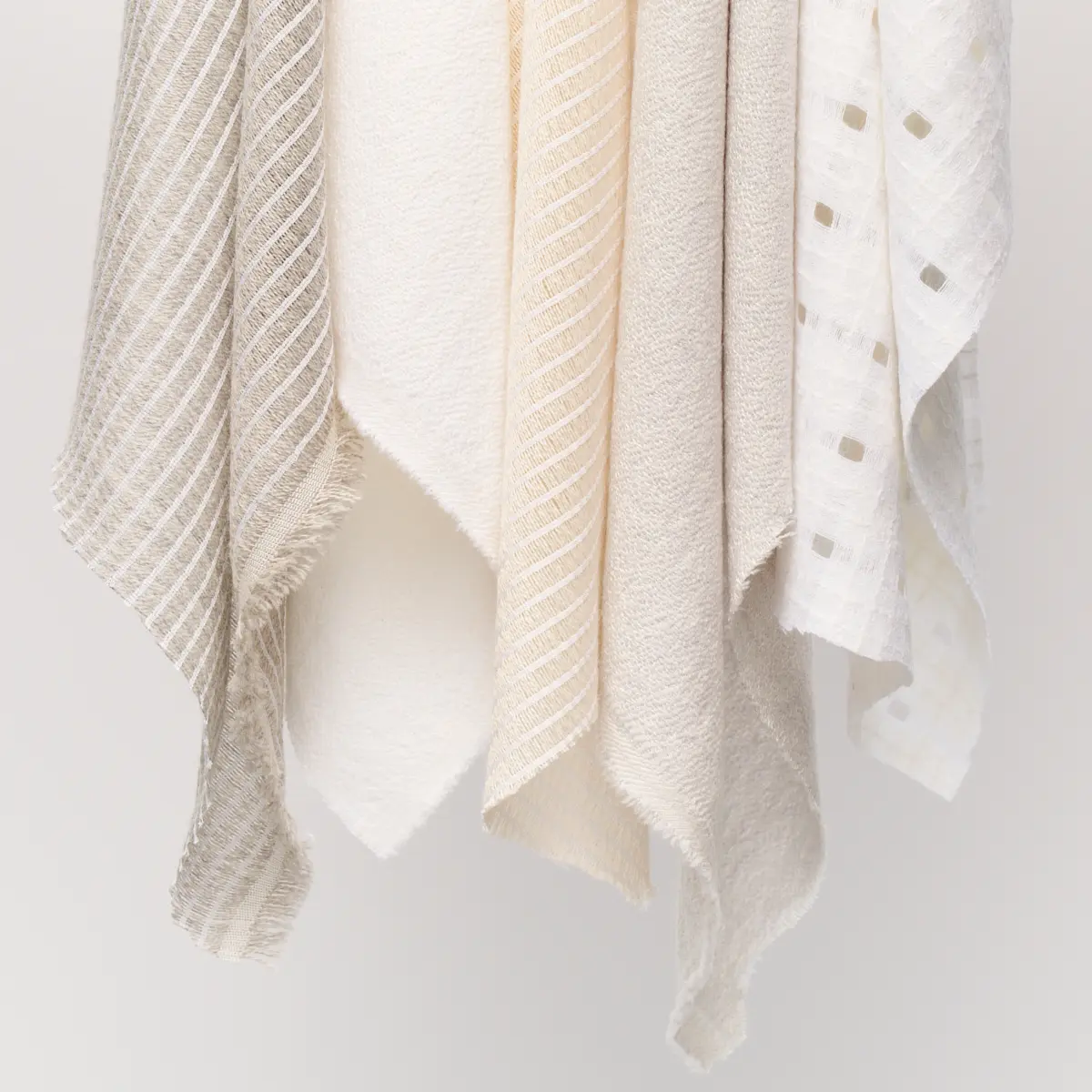 WREN ALPACA SHEER_ MIST