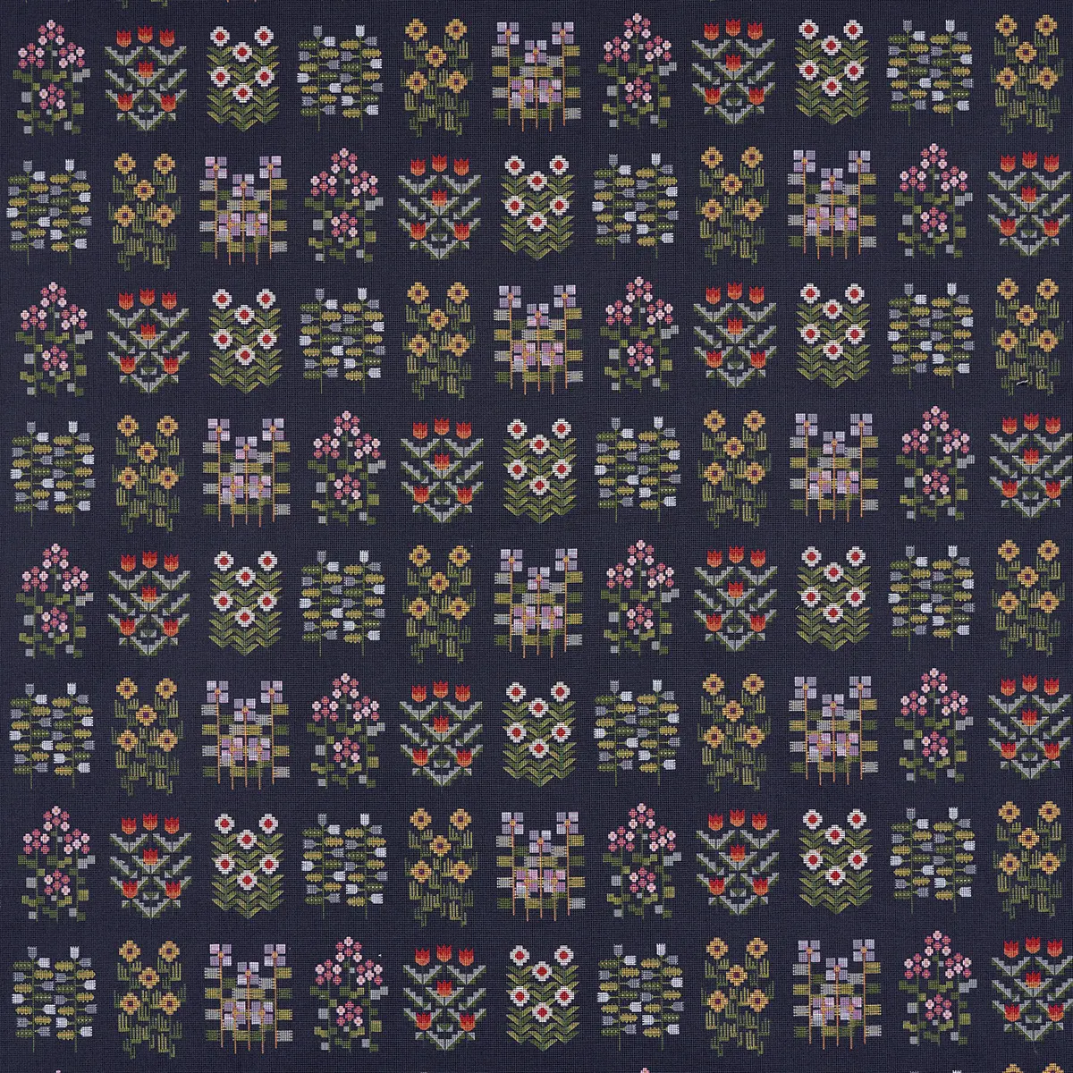 ANNIKA FLORAL TAPESTRY_ MULTI ON NAVY