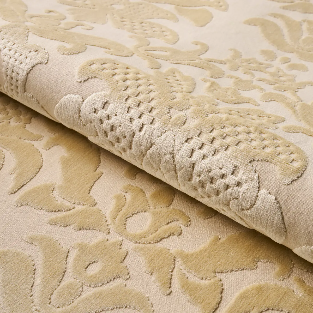 LIMBOURG DAMASK VELVET_ PEARL