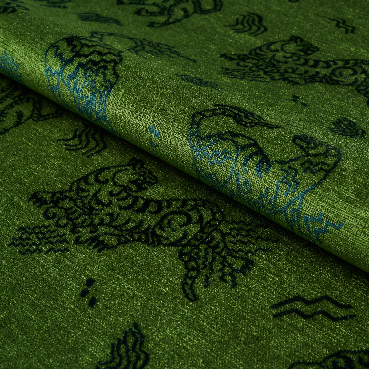 KINABALU VELVET_ EMERALD