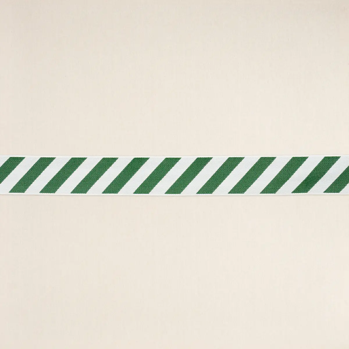 AIRMAIL II INDOOR/OUTDOOR TAPE_ GREEN AND IVORY
