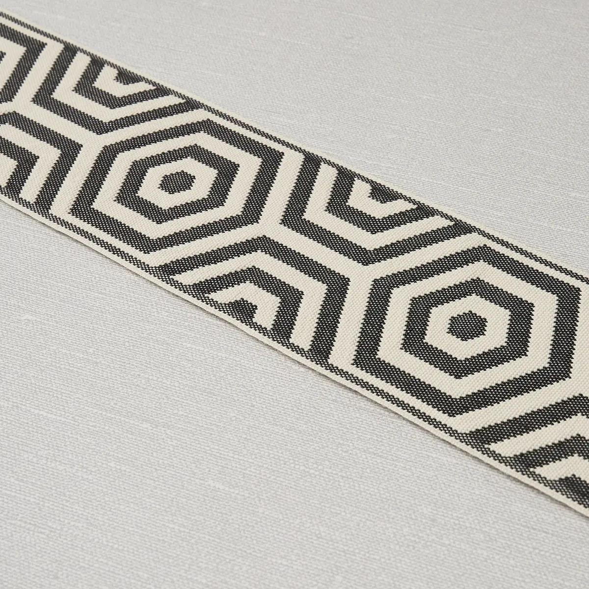 BEES KNEES INDOOR/OUTDOOR TAPE_ BLACK