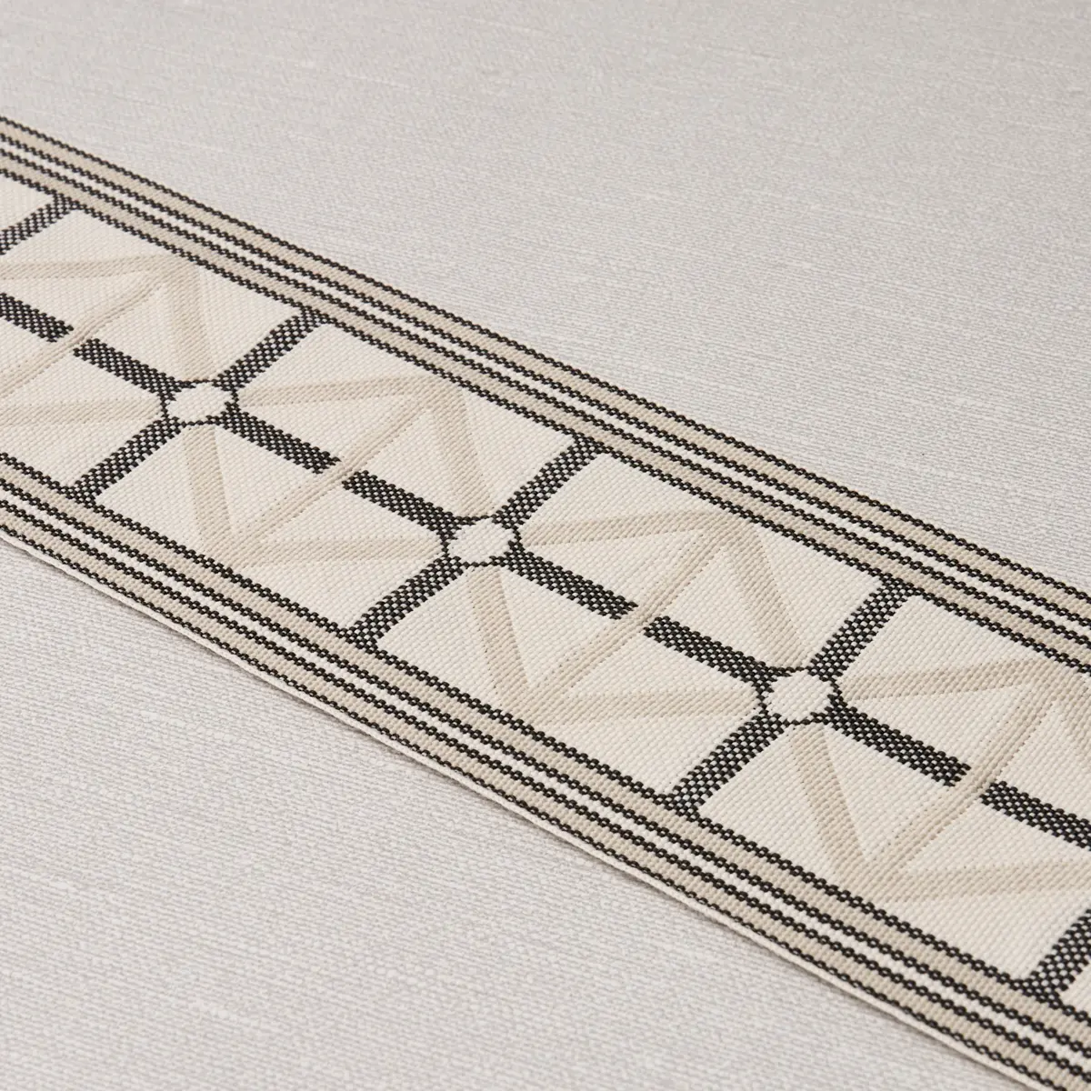 NAPOLEON INDOOR/OUTDOOR TAPE_ DOVE