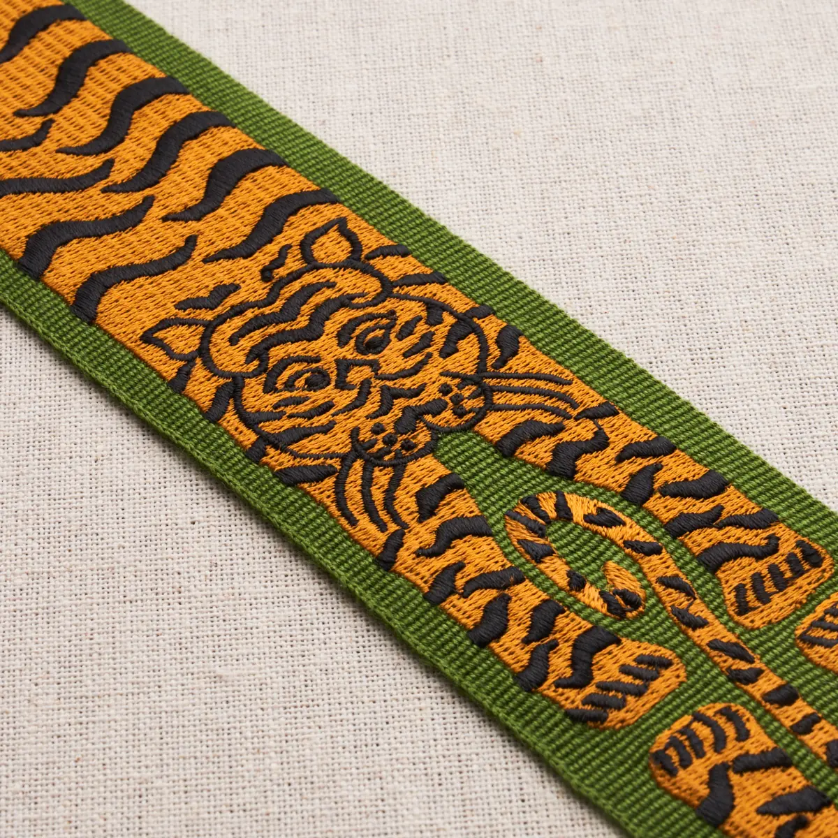 LE TIGRE EMBROIDERED TRIM_ GREEN