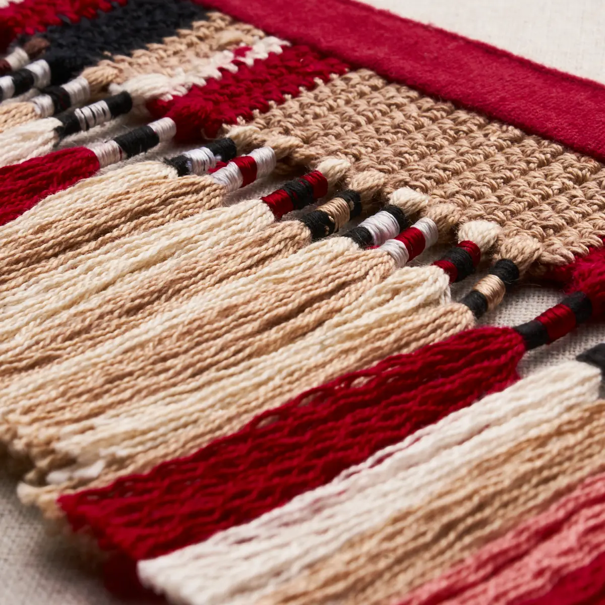 EL MOROCCO HANDMADE TASSEL TRIM_ WARM MULTI