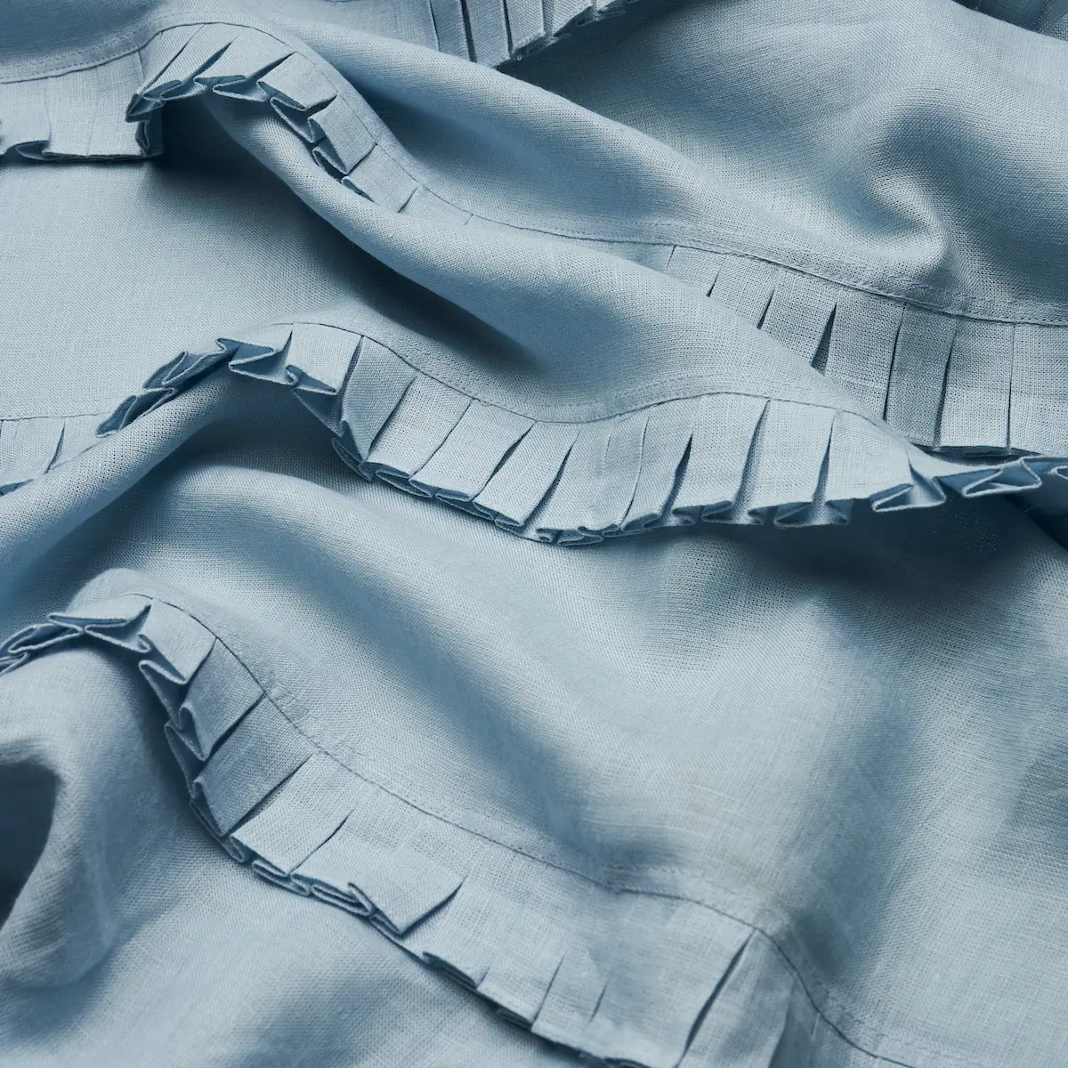 DOROTHY PLEATED LINEN_ CHAMBRAY