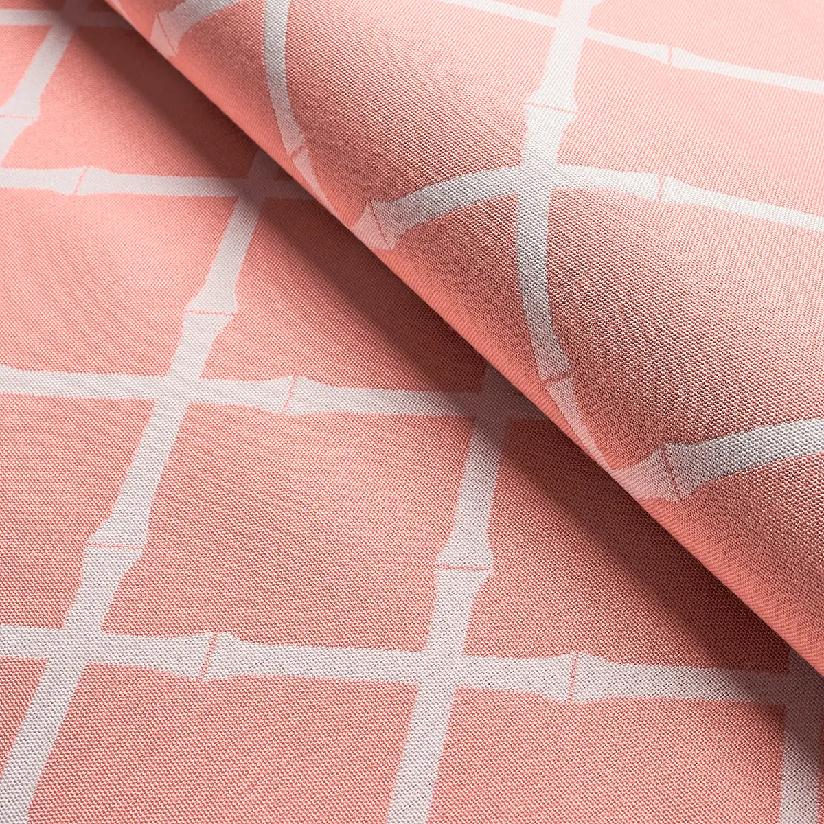 BAMBOO TRELLIS INDOOR/OUTDOOR_ PINK