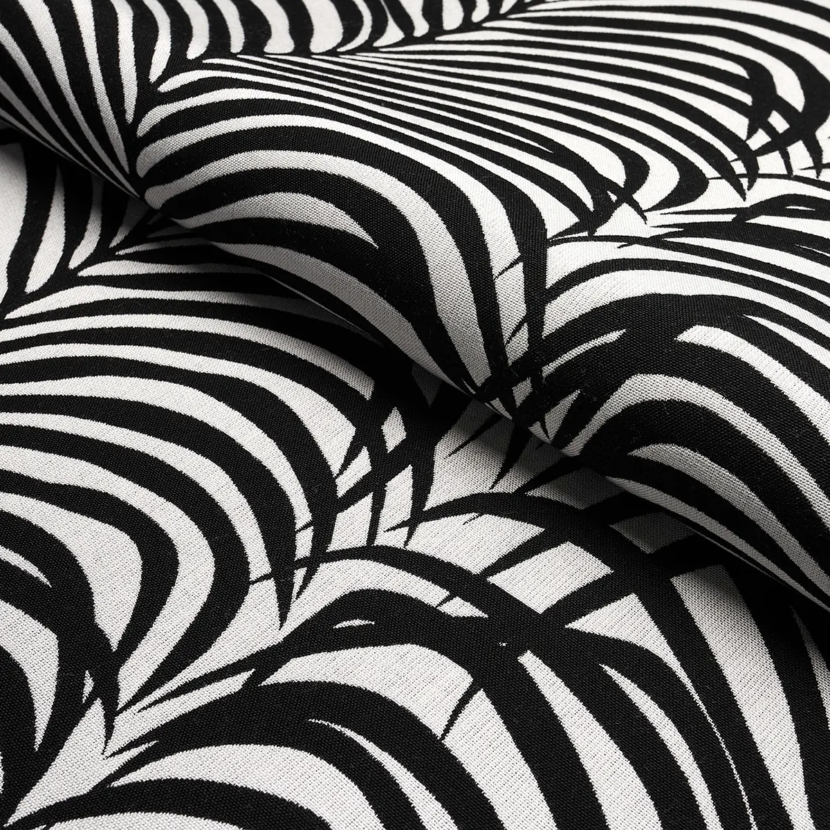 ZEBRA PALM INDOOR/OUTDOOR_ BLACK