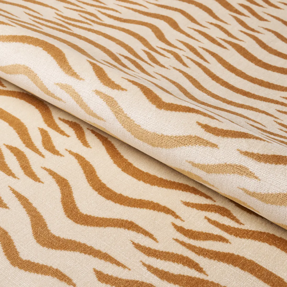 SABI TIGER VELVET_ CAMEL