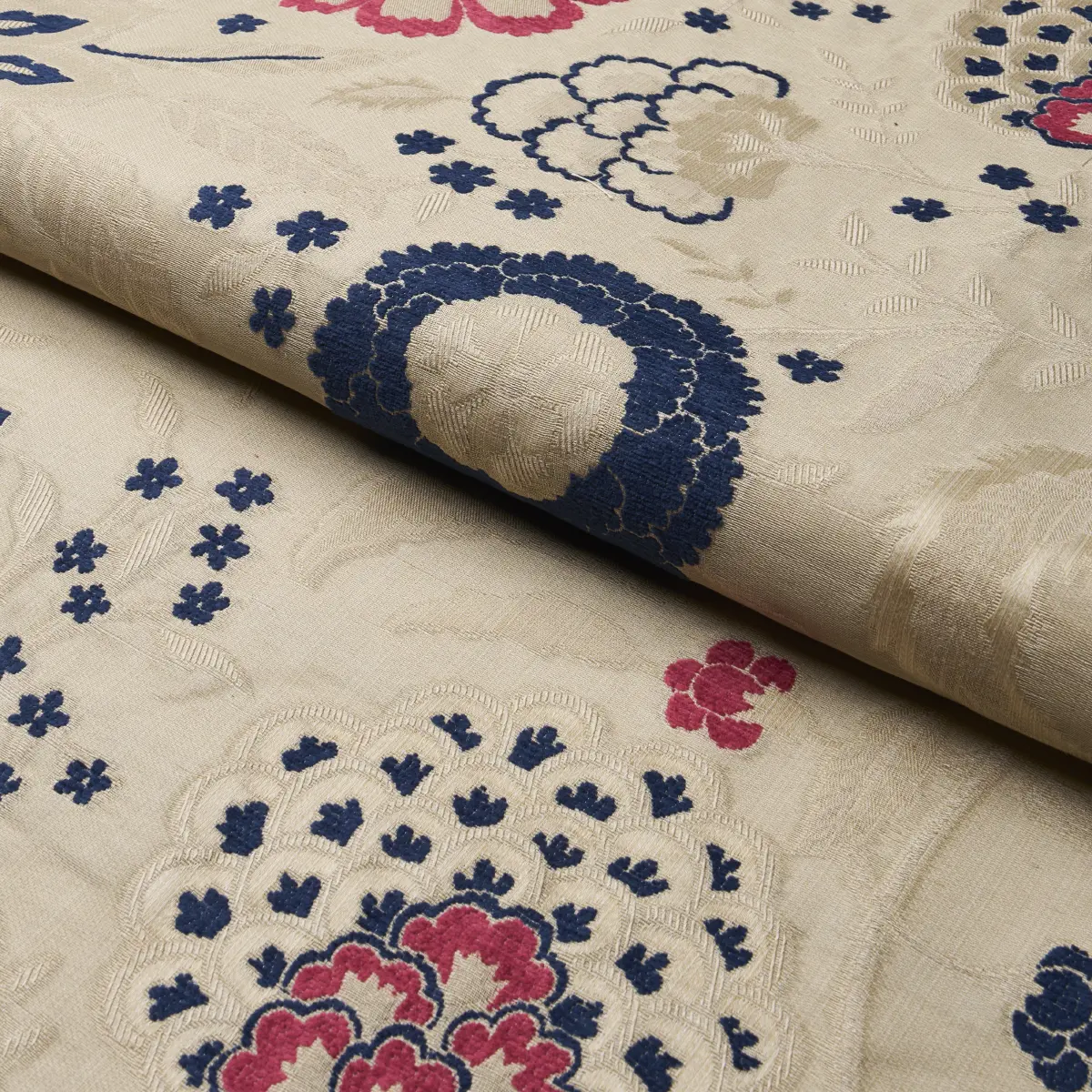 ALESSIA FLORAL_ PARCHMENT
