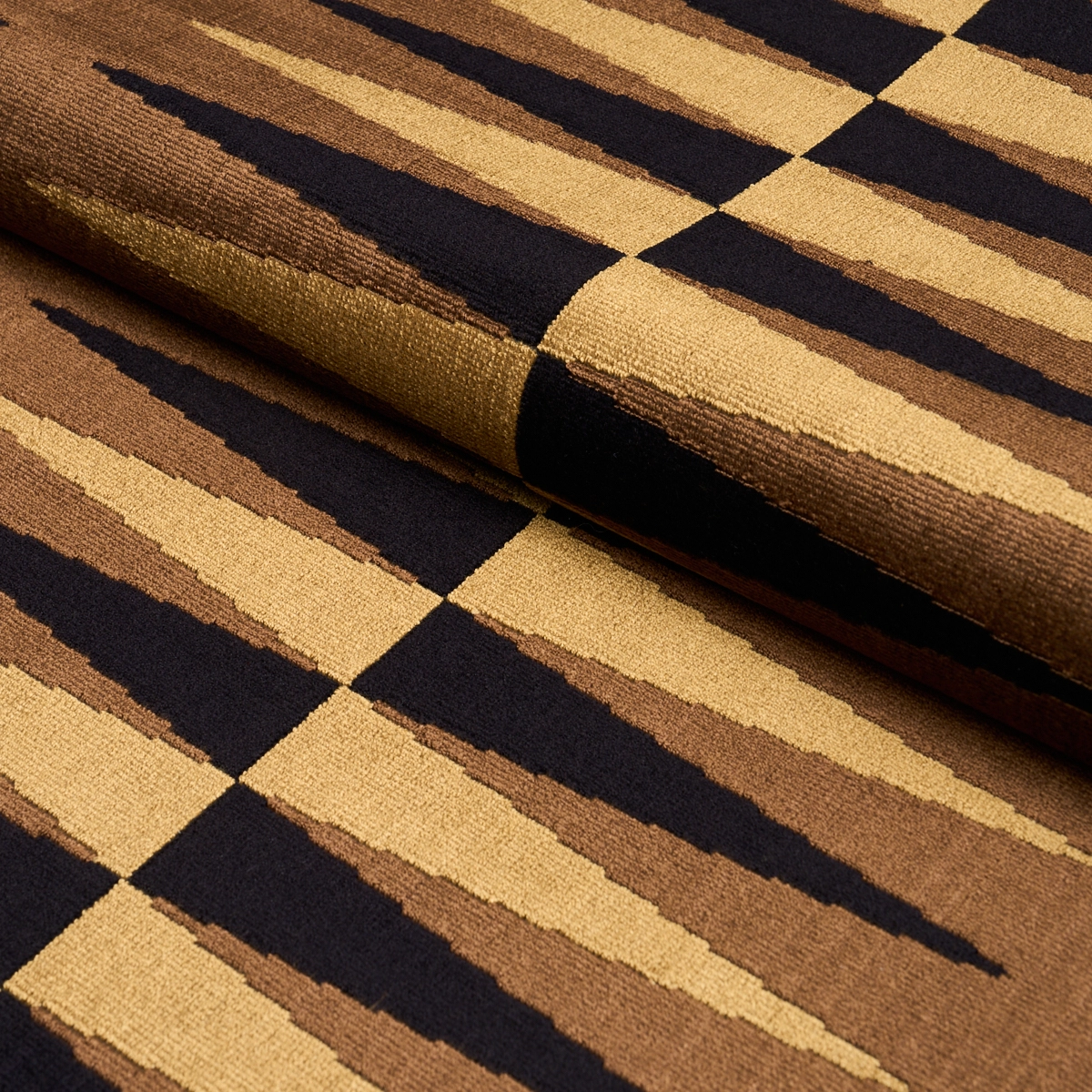 BACKGAMMON CUT VELVET_ OCHRE