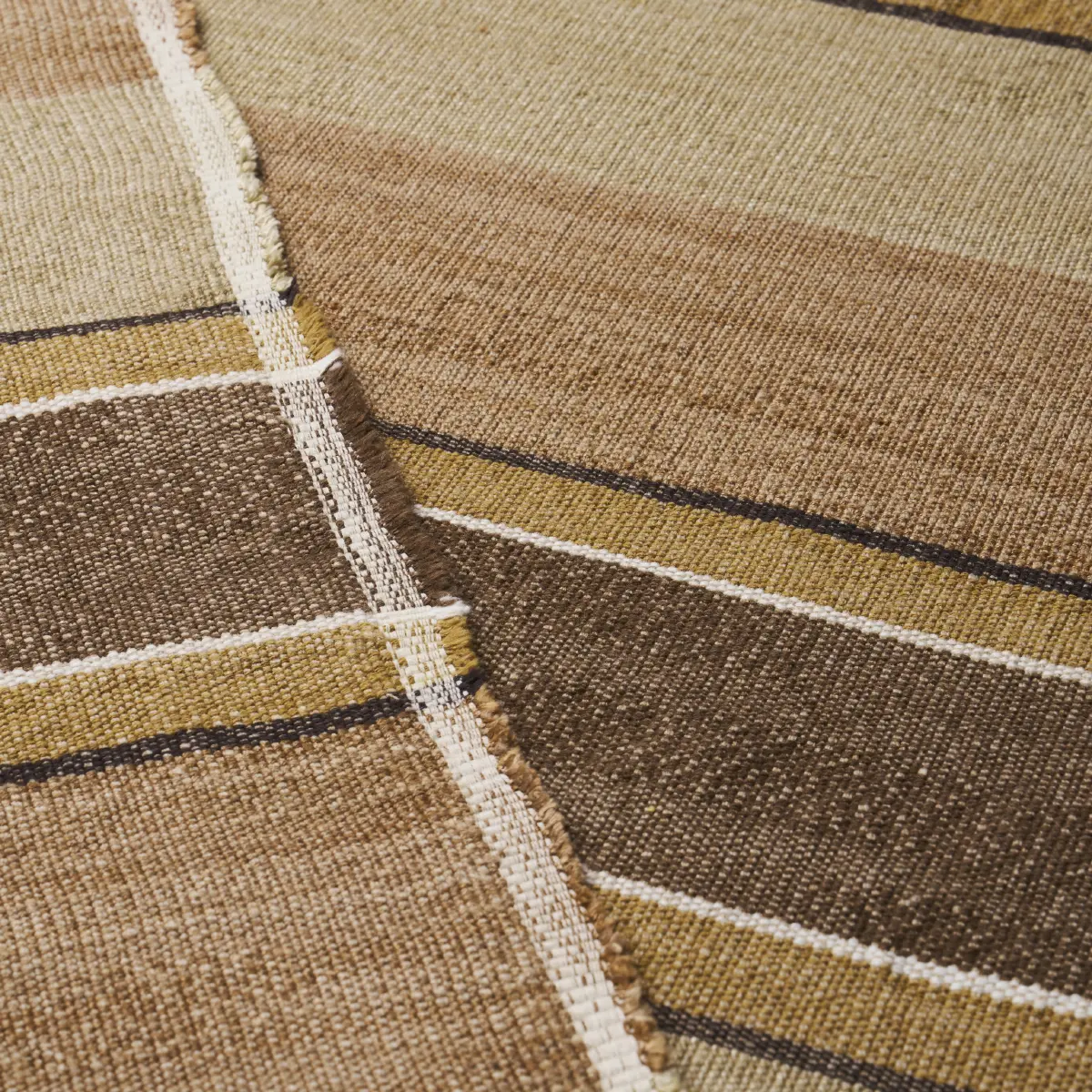 PIKES STRIPE_ SPICE