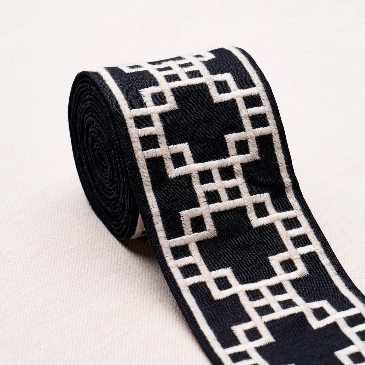 SQUARED AWAY TRELLIS TAPE_ BLACK