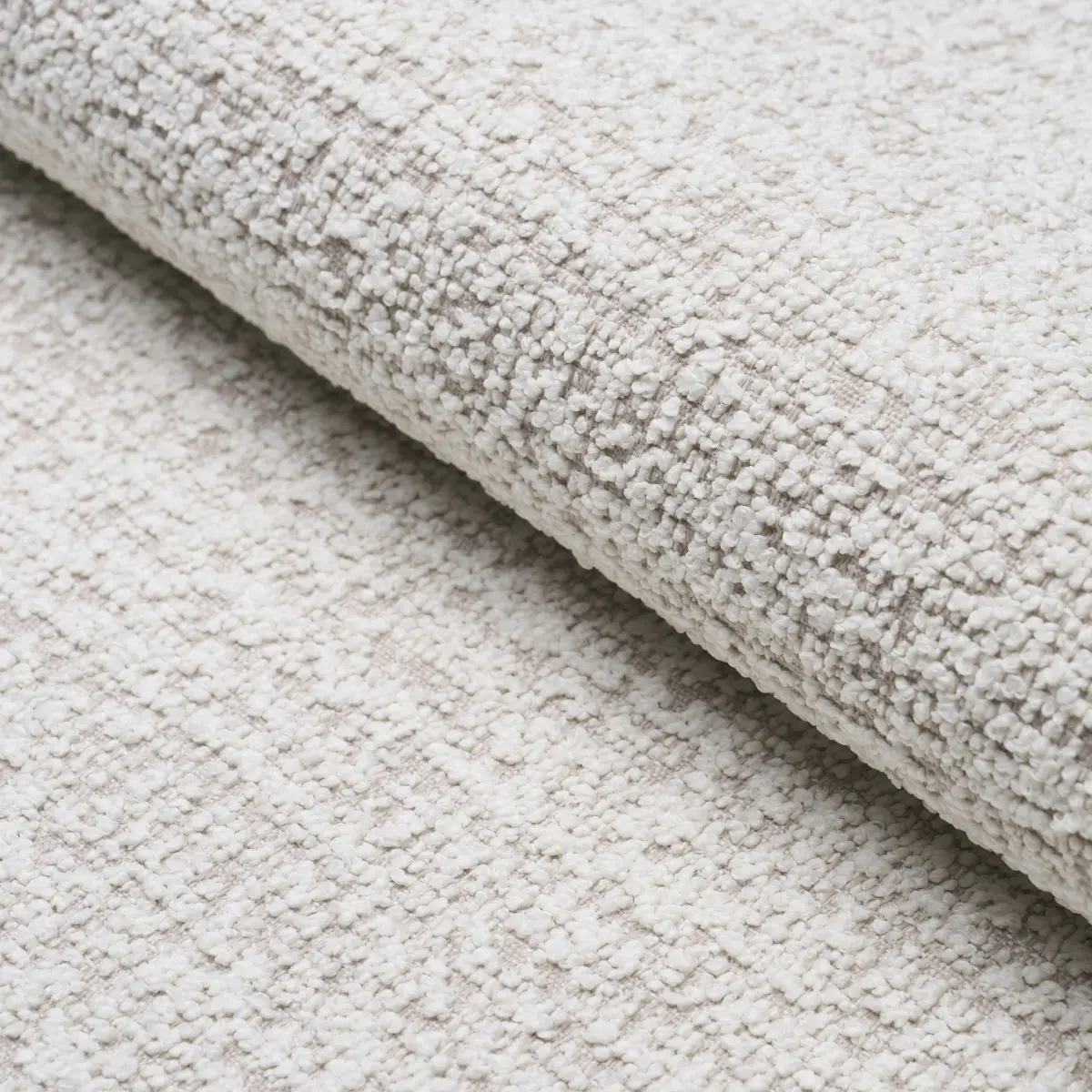 ZUZU INDOOR/OUTDOOR_ WHITE ON NATURAL