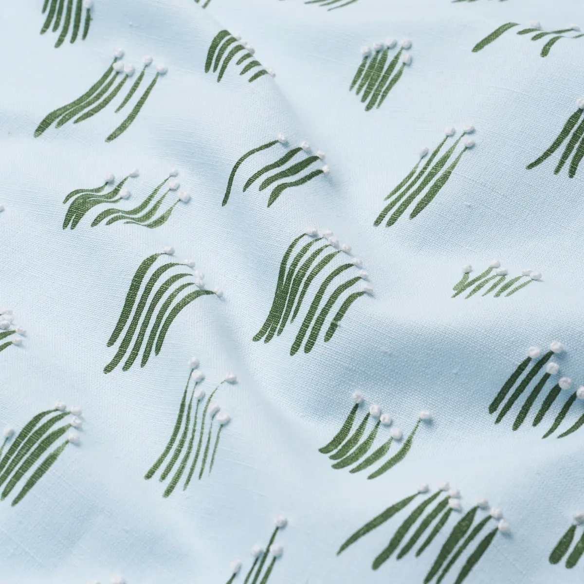 MEADOW BUTTON HAND EMBROIDERY_ BLUE