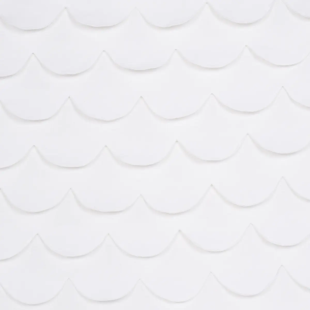 PREP SCHOOL HAND PIECED SCALLOP_ WHITE