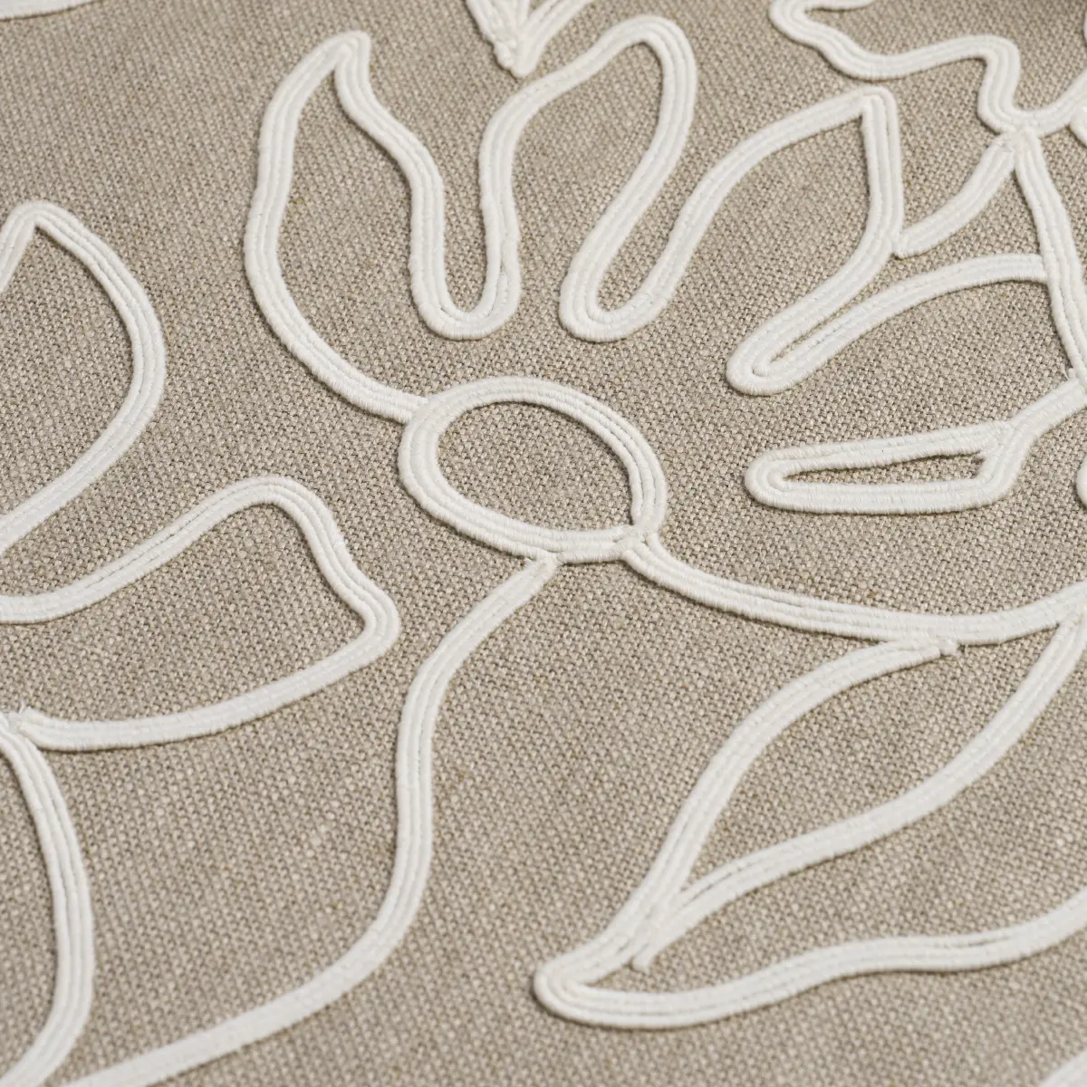 LOLA EMBROIDERY_ FLAX