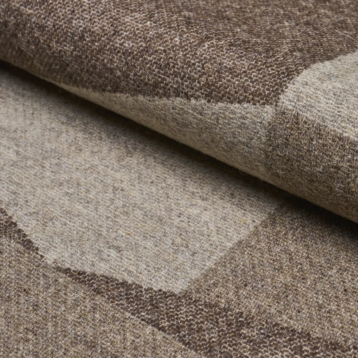 BREUER_ WENGE BROWN