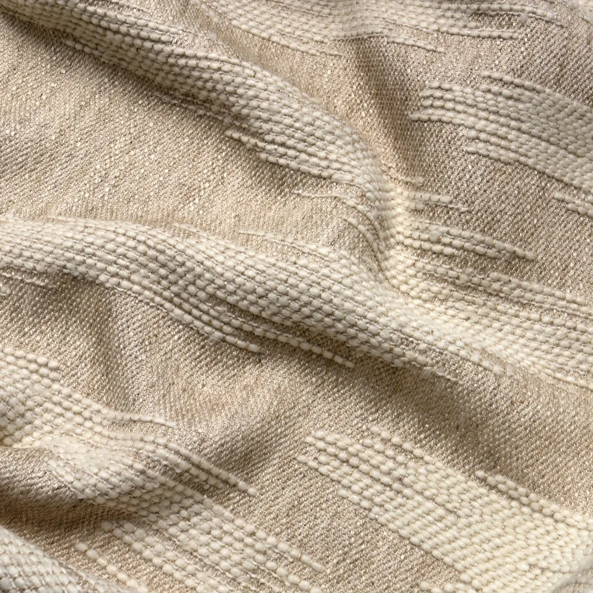 GRAND GESTURE_ FLAX
