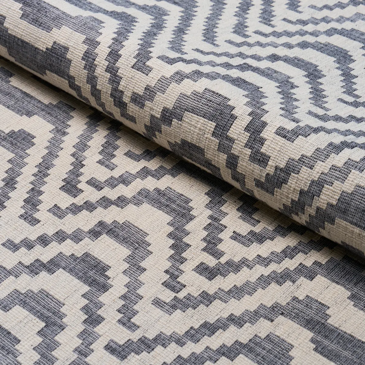 STEPPED CHEVRON_ INDIGO