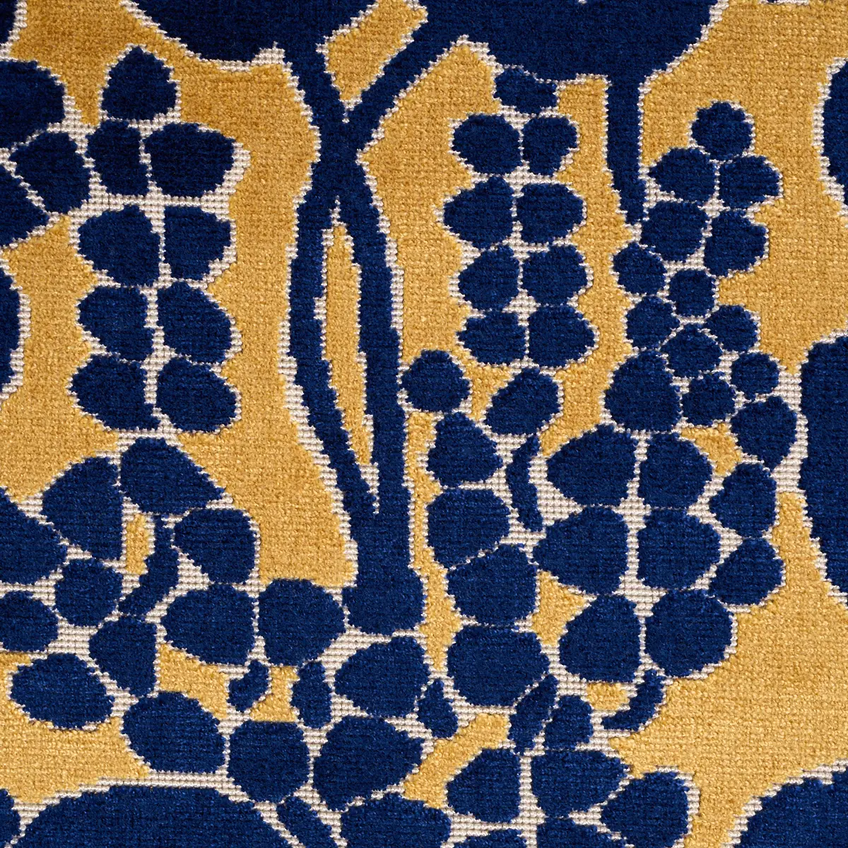 EMELIE VELVET_ SAPPHIRE & GOLD