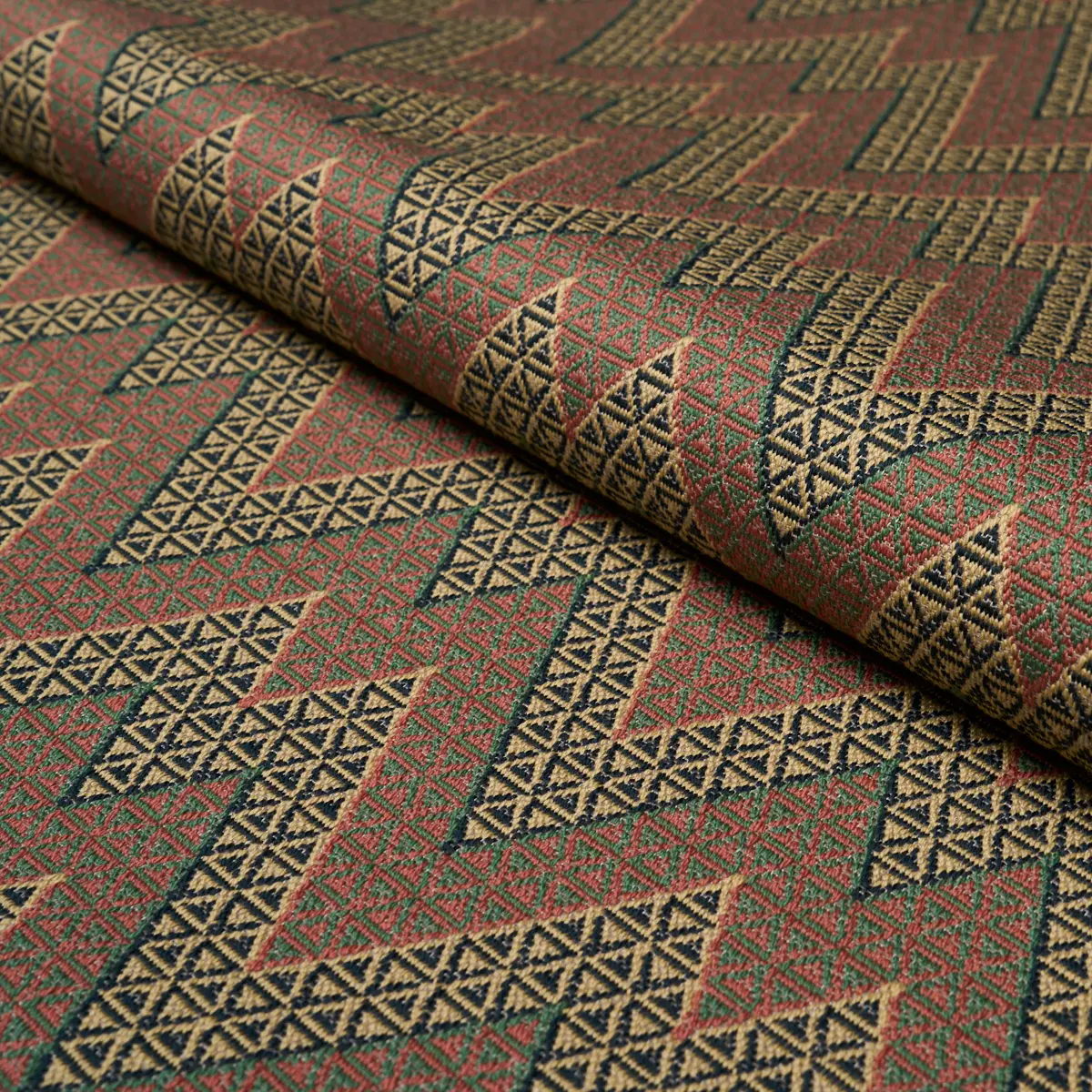 ALPINE PEAKS CHEVRON_ TERRACOTTA DESERT