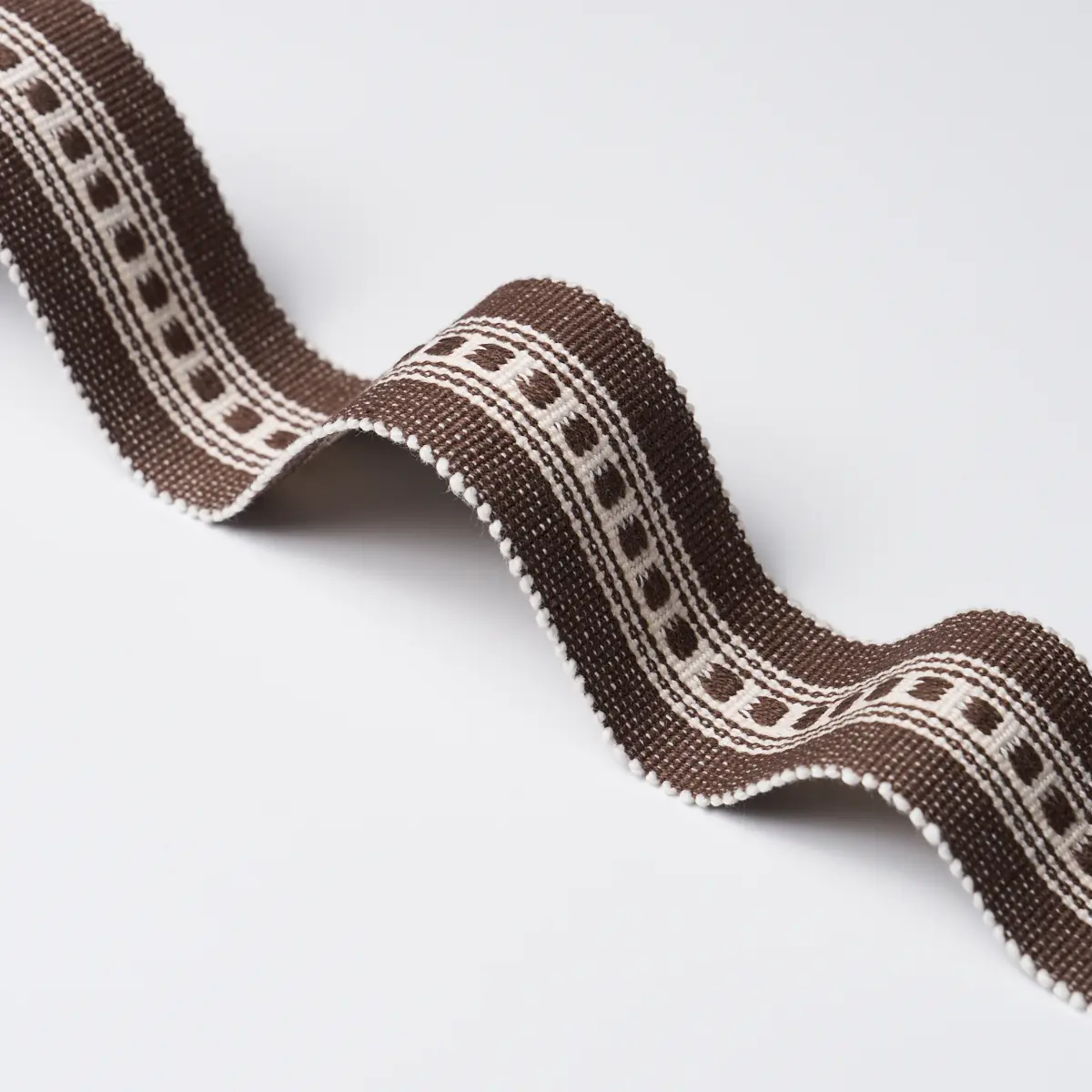 LUBECK TAPE NARROW_ BROWN