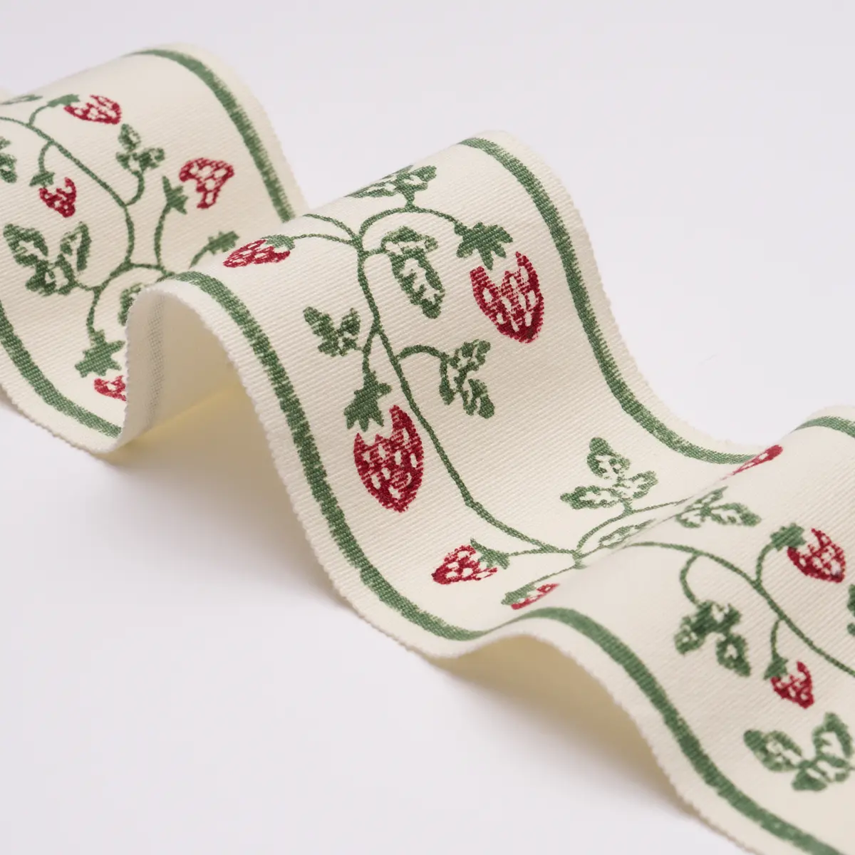 STRAWBERRY TRAIL HAND BLOCK TRIM_ DARK GREEN