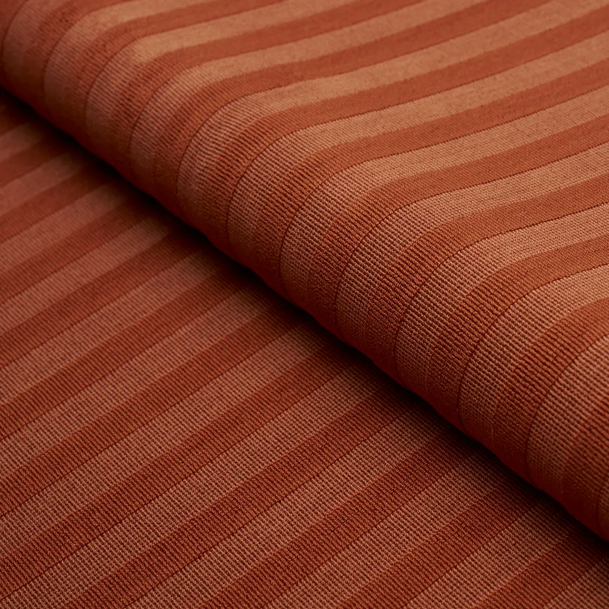 PIPE ILLUSION_ PAPAYA