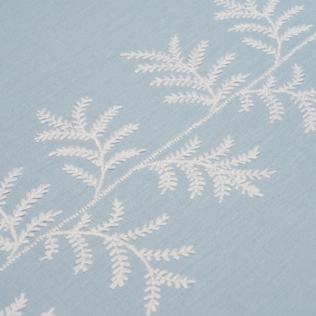 ELOISE EMBROIDERY_ SKY