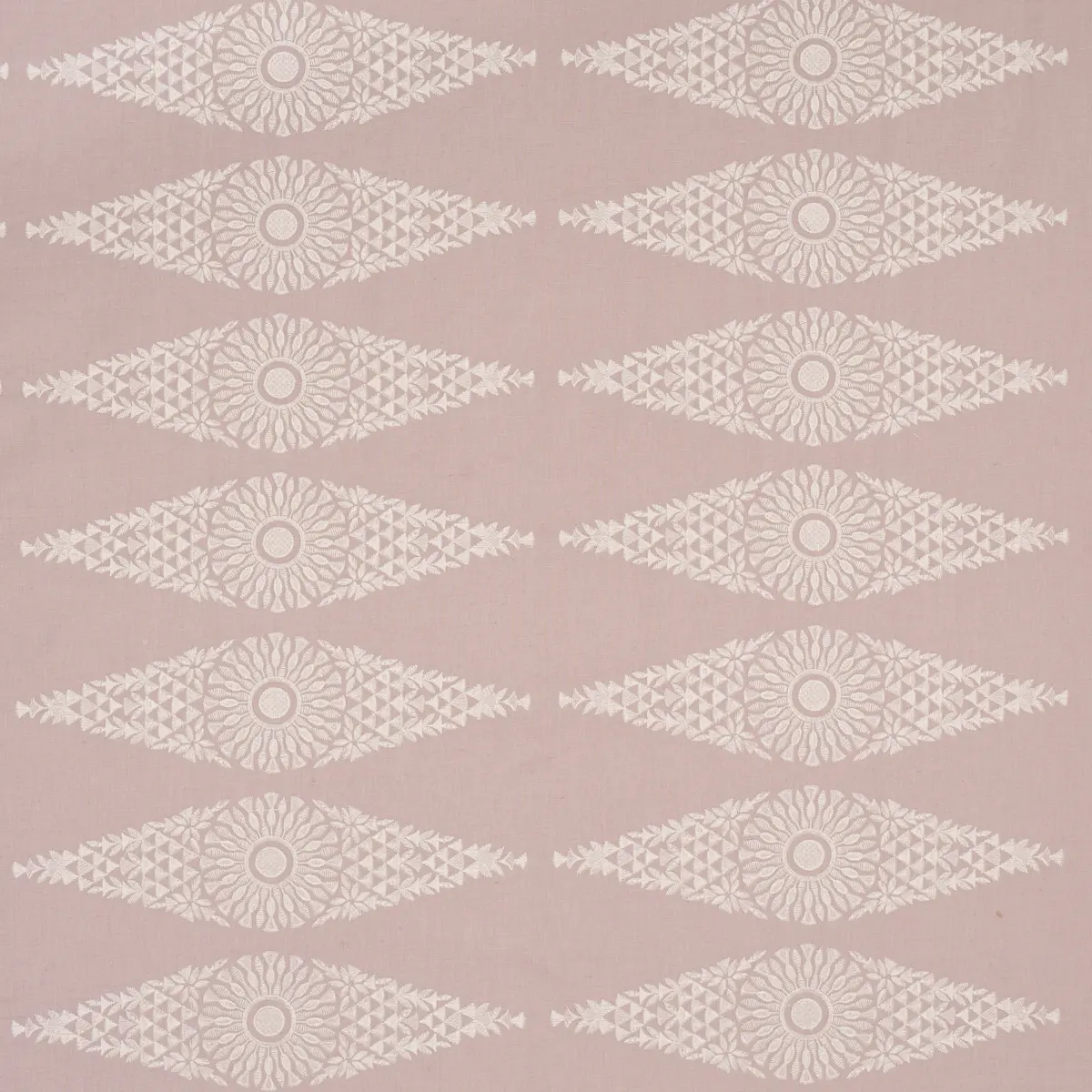TASMIN EMBROIDERY_ FRENCH LILAC