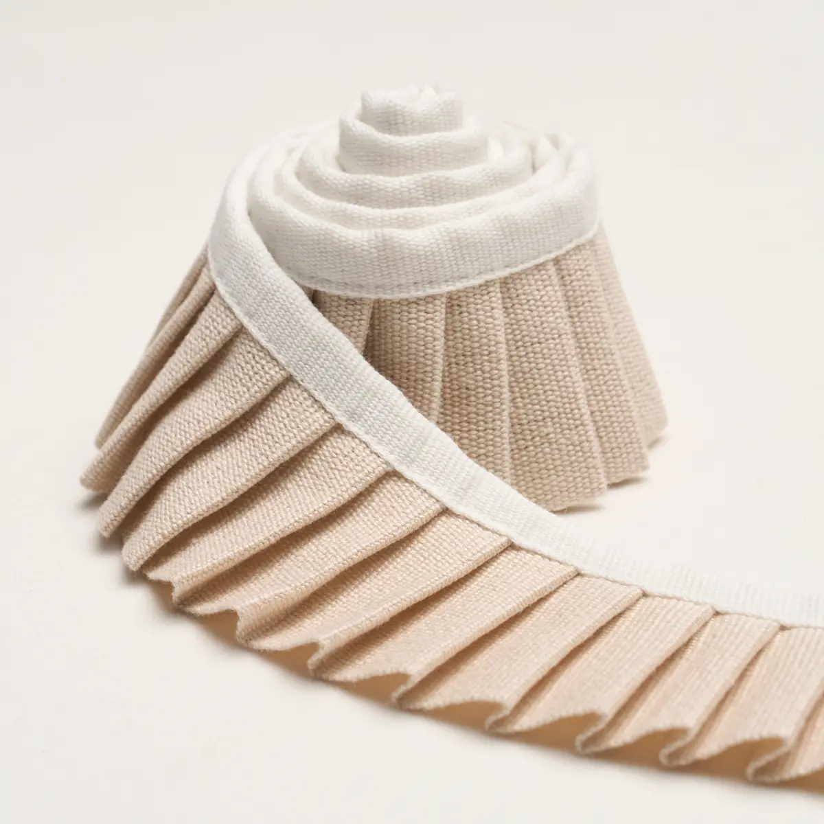 CLARA PLEATED TAPE_ NEUTRAL