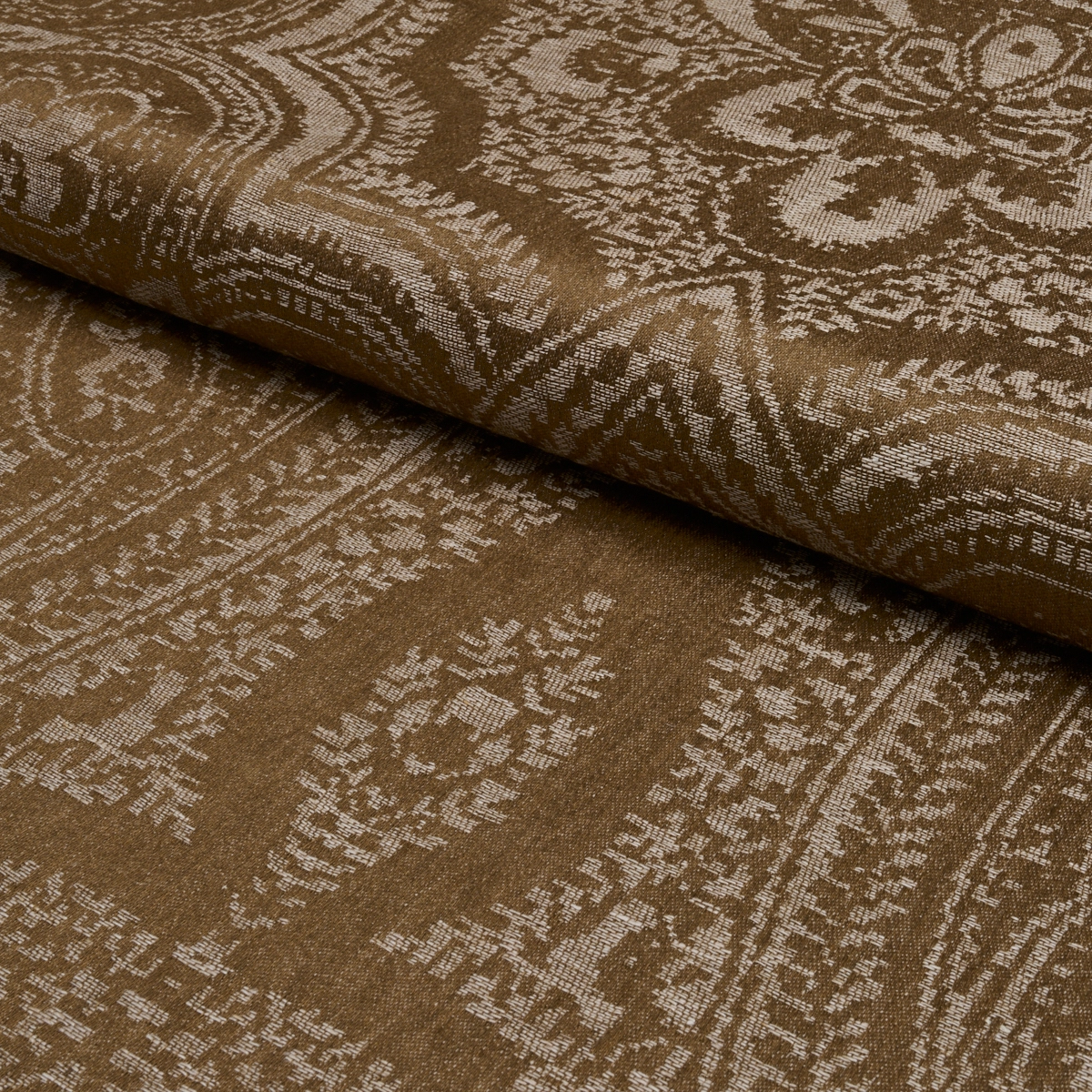 AMARA PAISLEY_ ORO