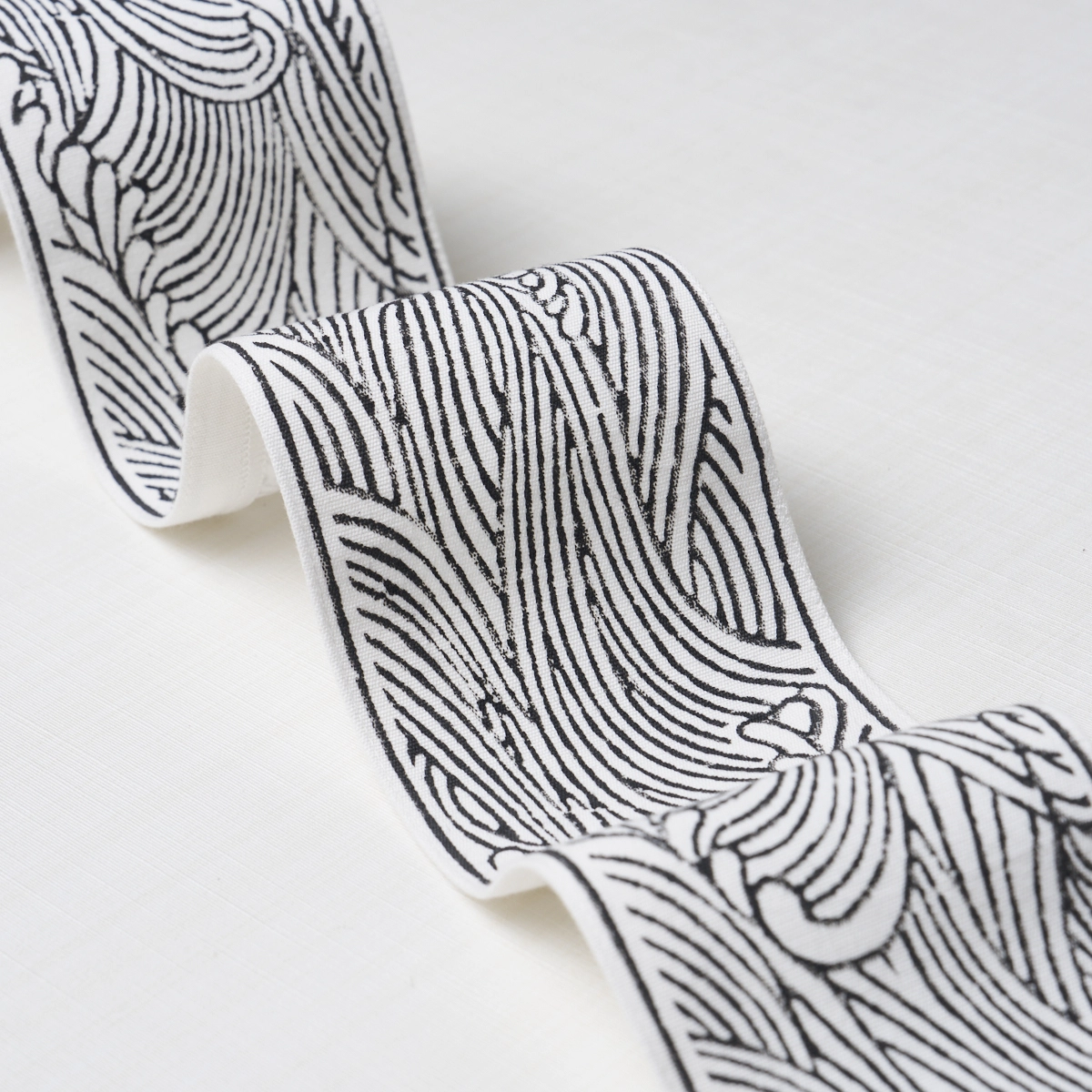 UMI TAPE_ BLACK