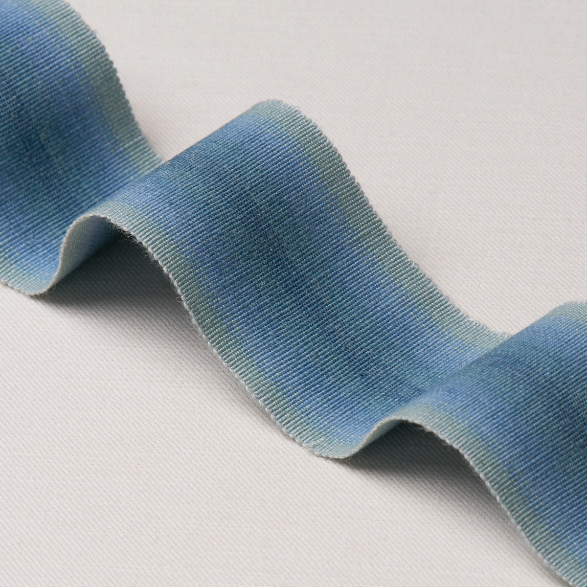 SUNSET TAPE NARROW_ AQUA