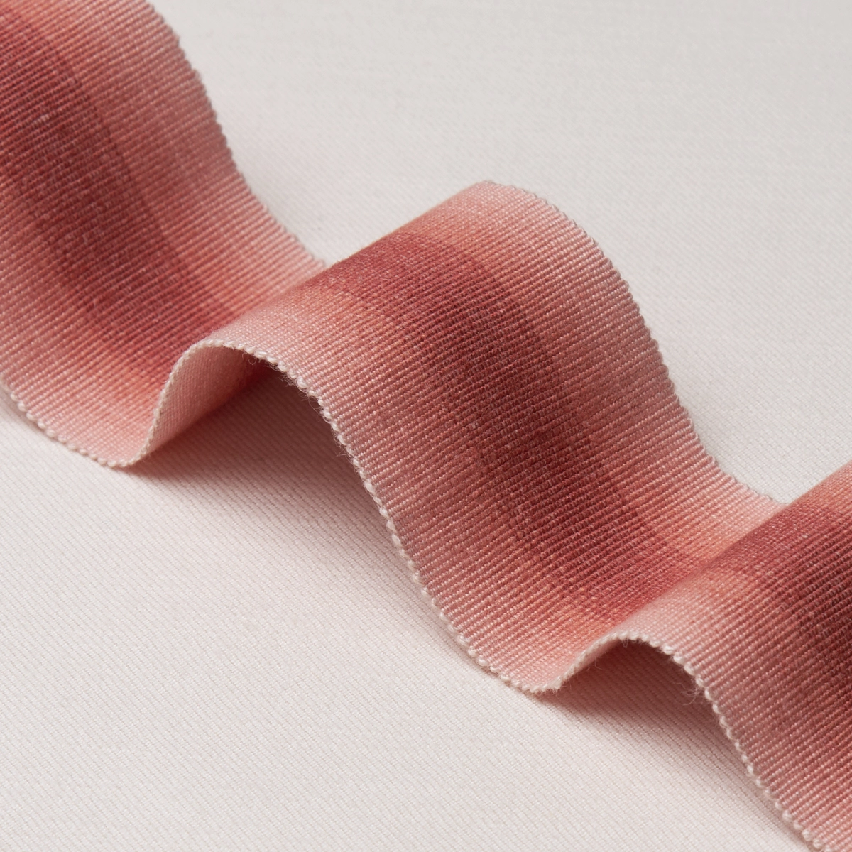 SUNSET TAPE NARROW_ NANTUCKET RED