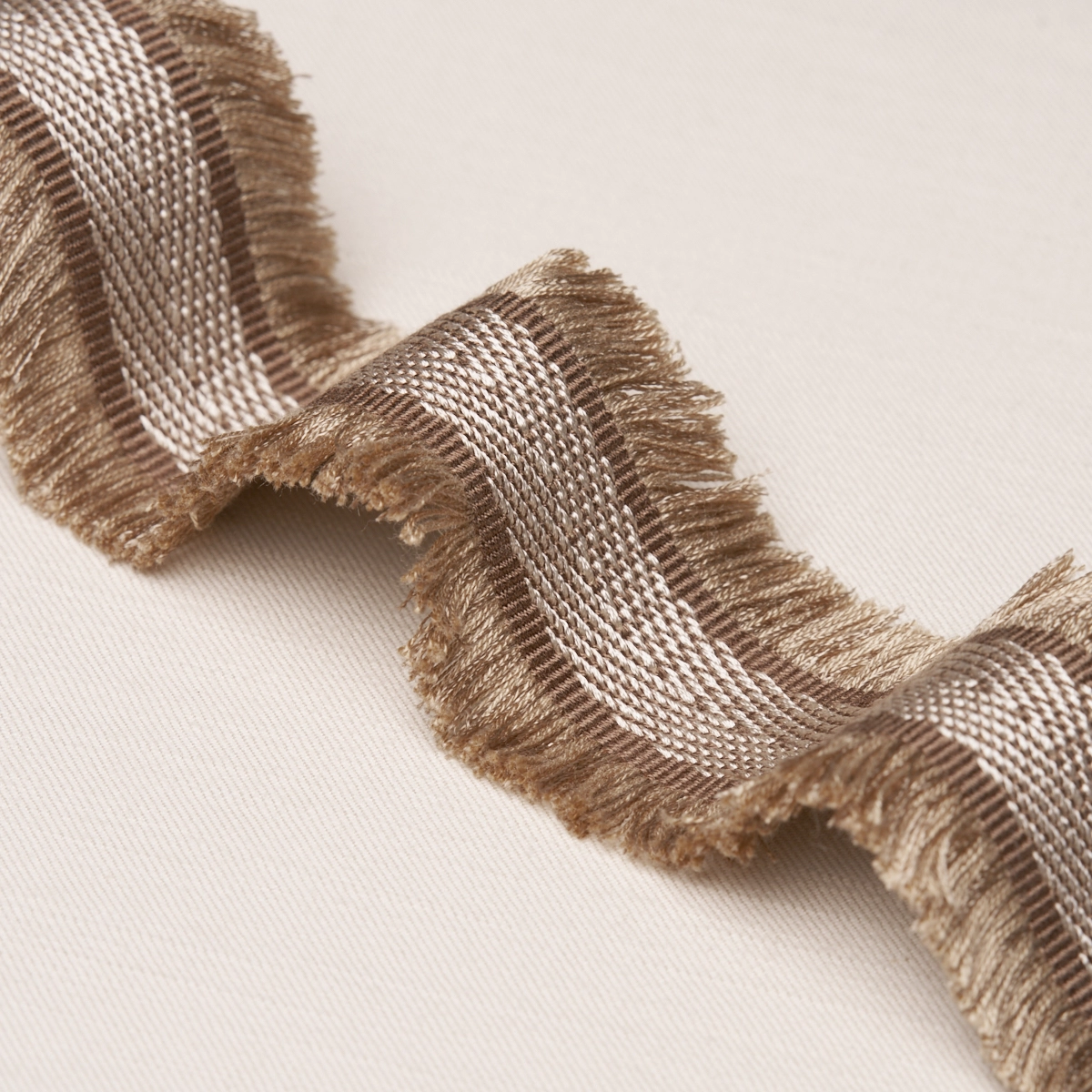 FELICITY FRINGE TRIM_ BROWN