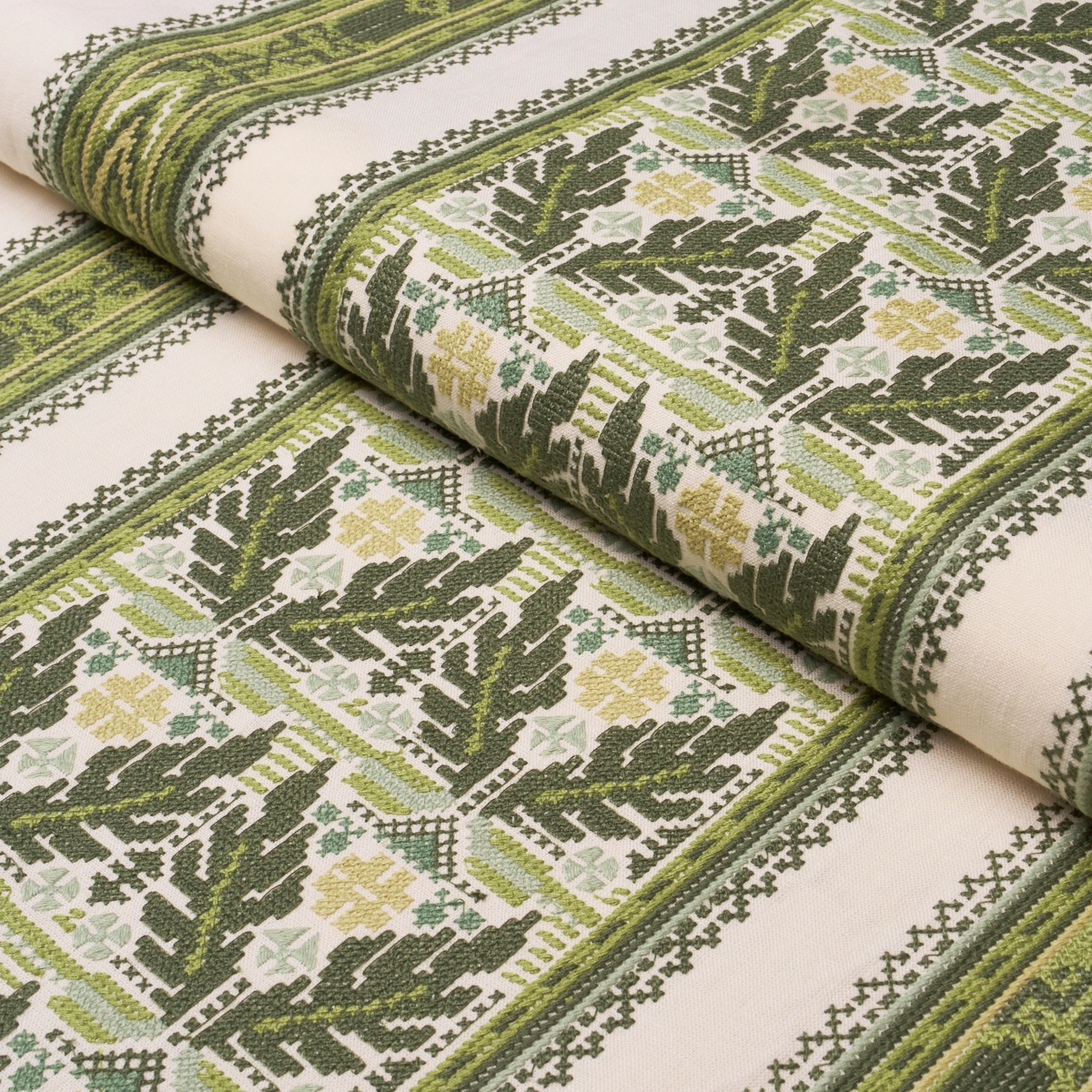 AYLA EMBROIDERY_ GREEN
